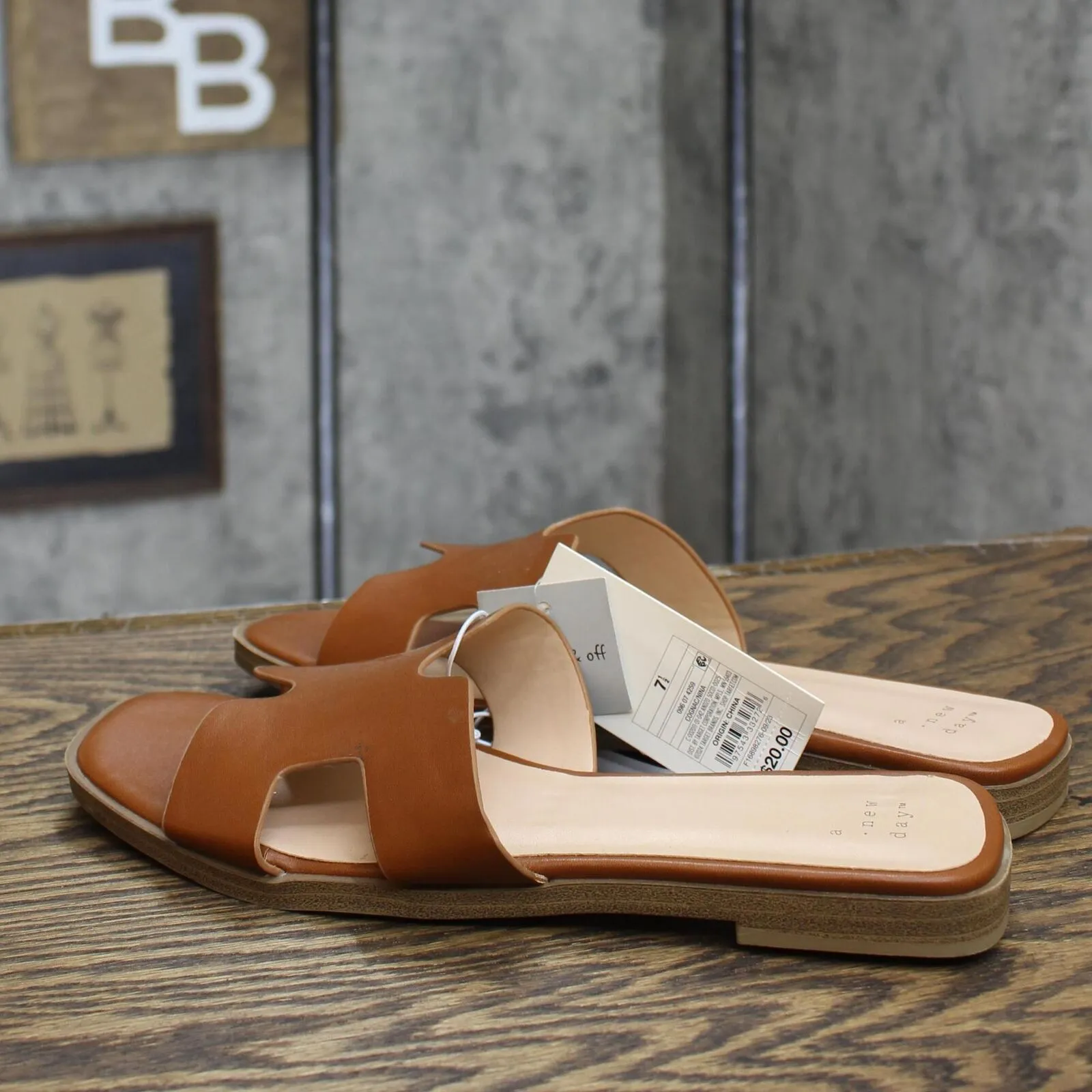 A New Day Women's Nina Slide Sandals 88870712 Cognac Brown 7.5M