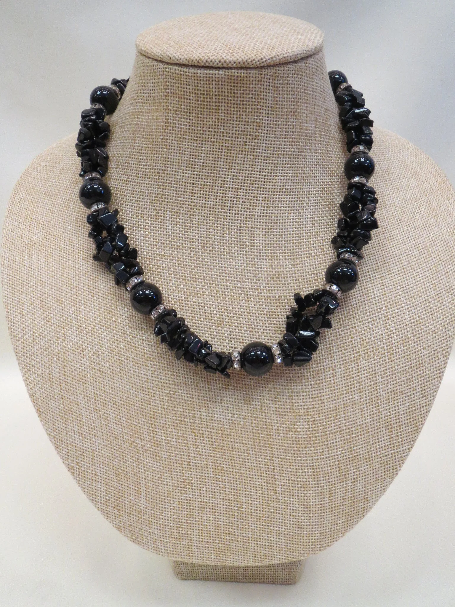 ADO | Black Beaded Necklace with Rhinestones