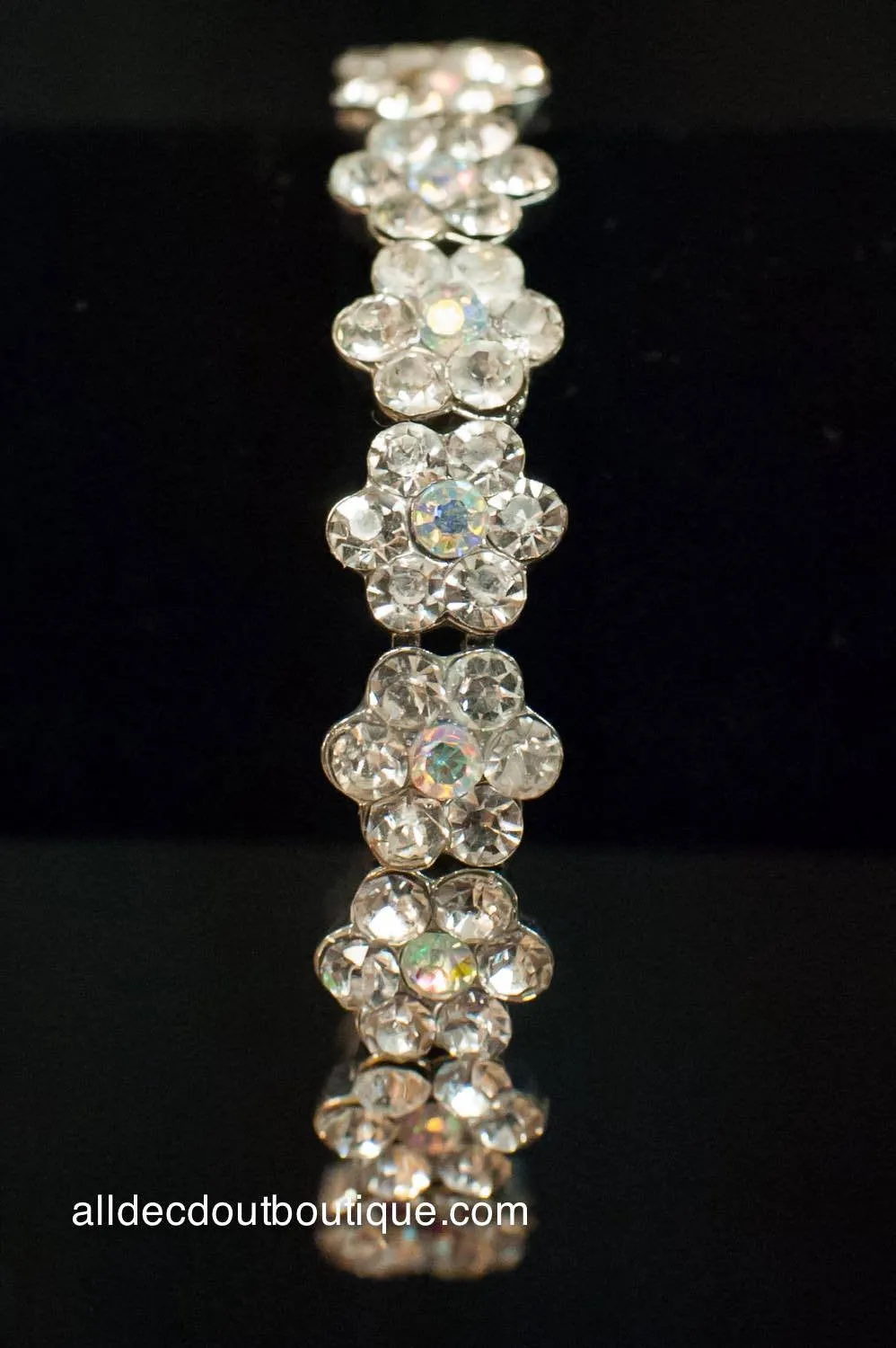 ADO | Crystal Flower Bracelet with Magnet Clamp