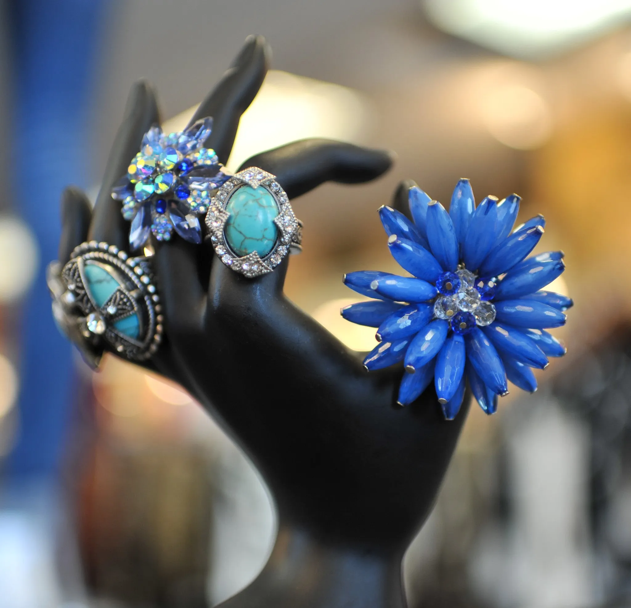 ADO | Crystal Flower Ring Blue