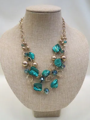 ADO | Green & Gold Layer Necklace