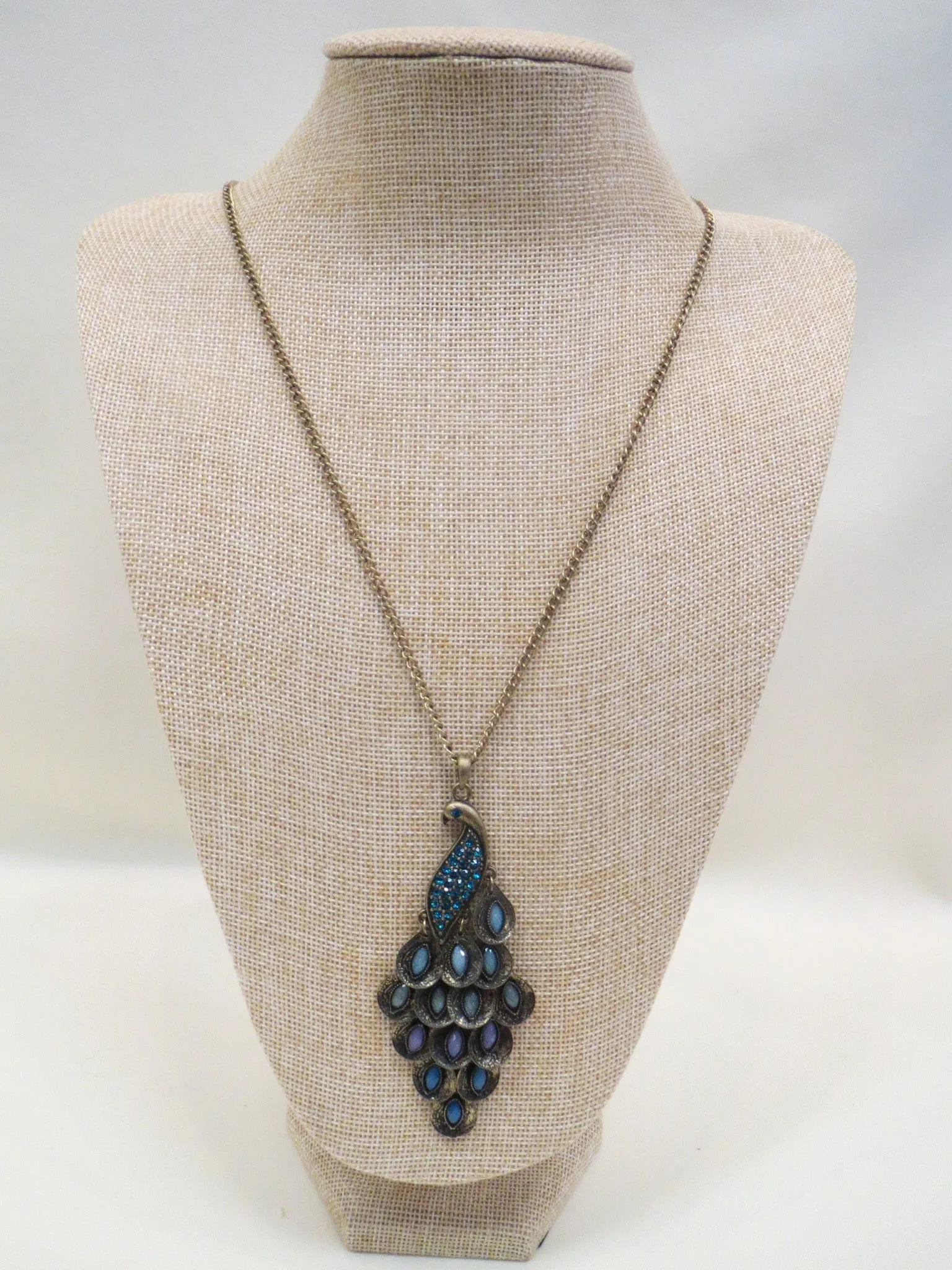 ADO | Peacock Pendant Necklace