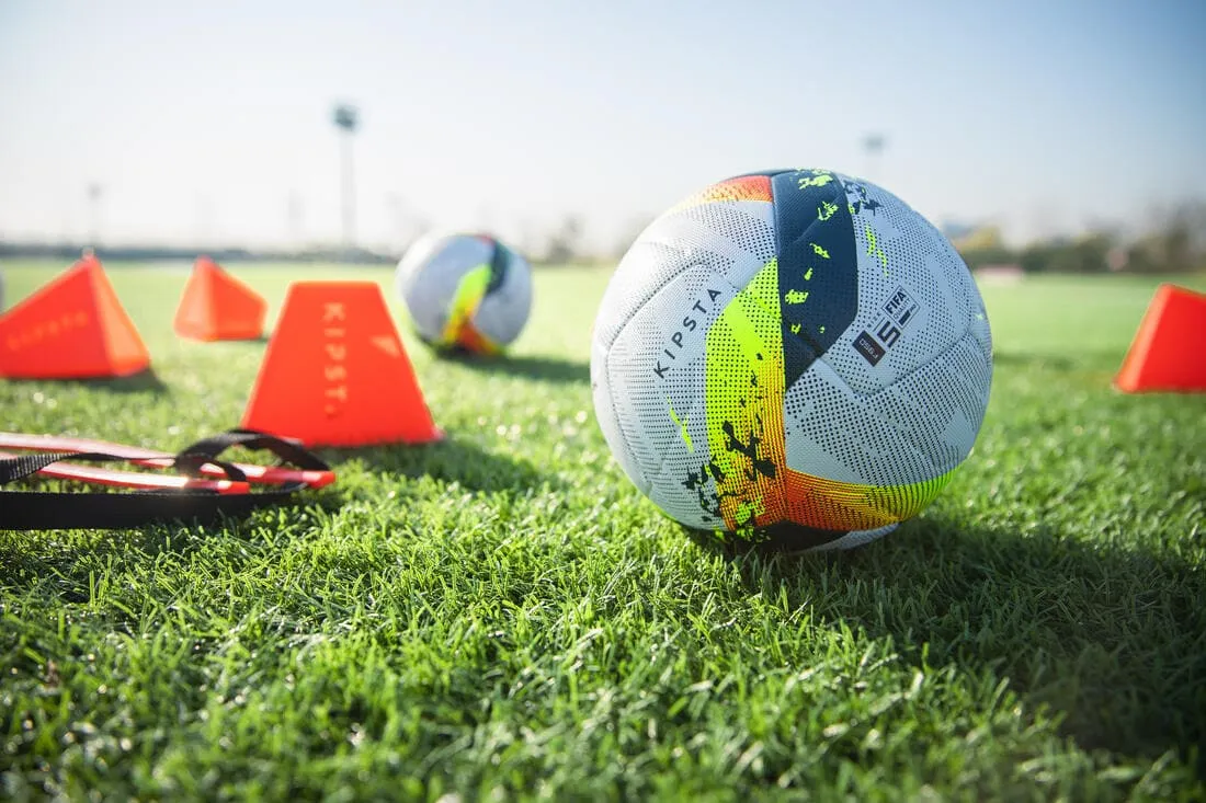 Ballon de football Thermocollé FIFA QUALITY PRO F950 taille 5 jaune