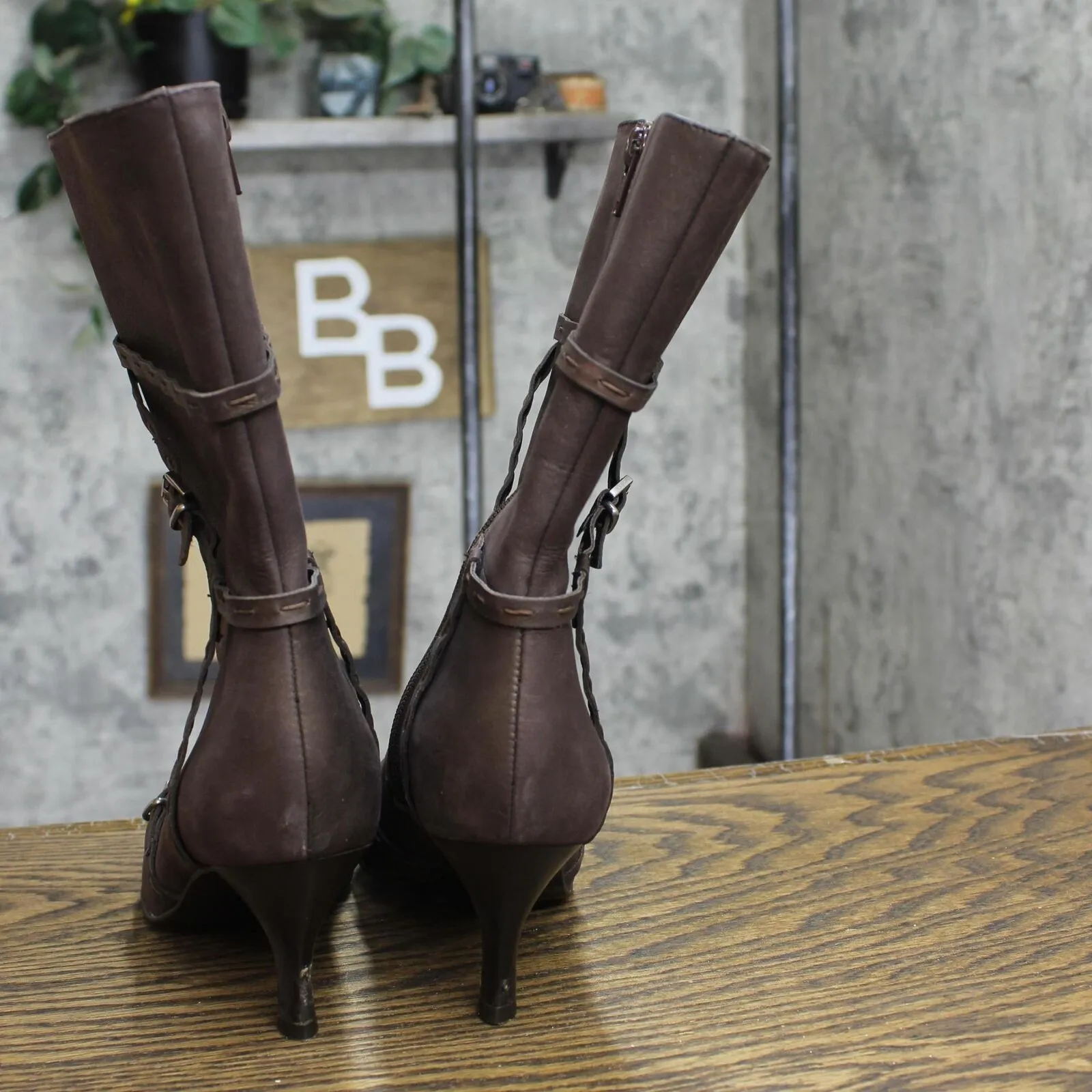 Carlos by Carlos Santana Vintage Stiletto Heel Trail Bronze Boots Brown 6M