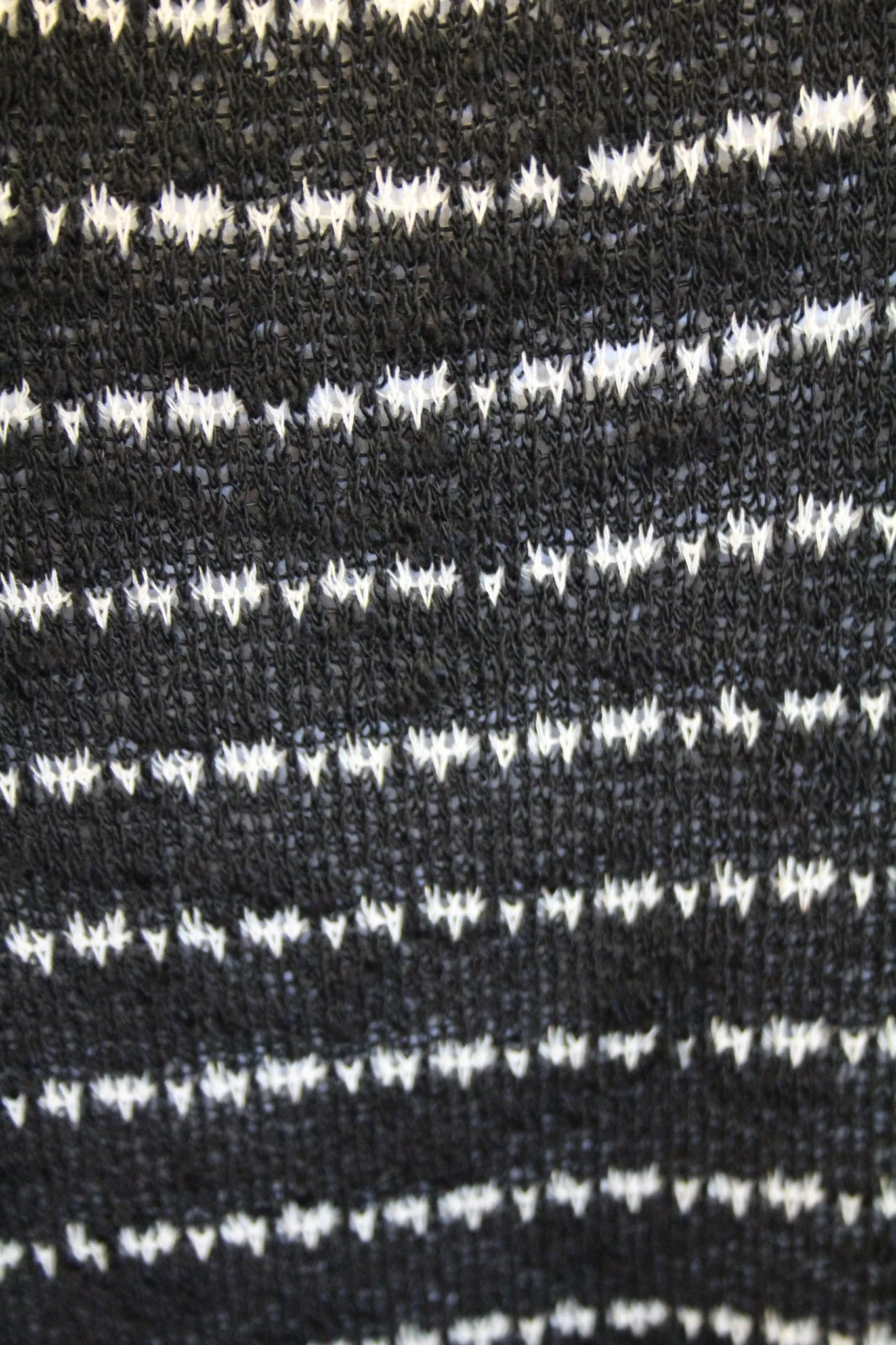 Elan | Striped Hoodie Black