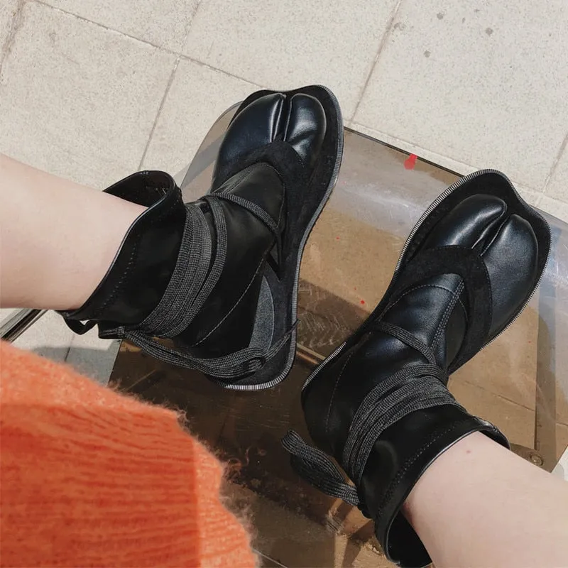 Fashion Design Women Ankle Boots Split Toe Flat Sock Boots Soft Leather Straps Military Boot Autumn Winter Shoes Woman