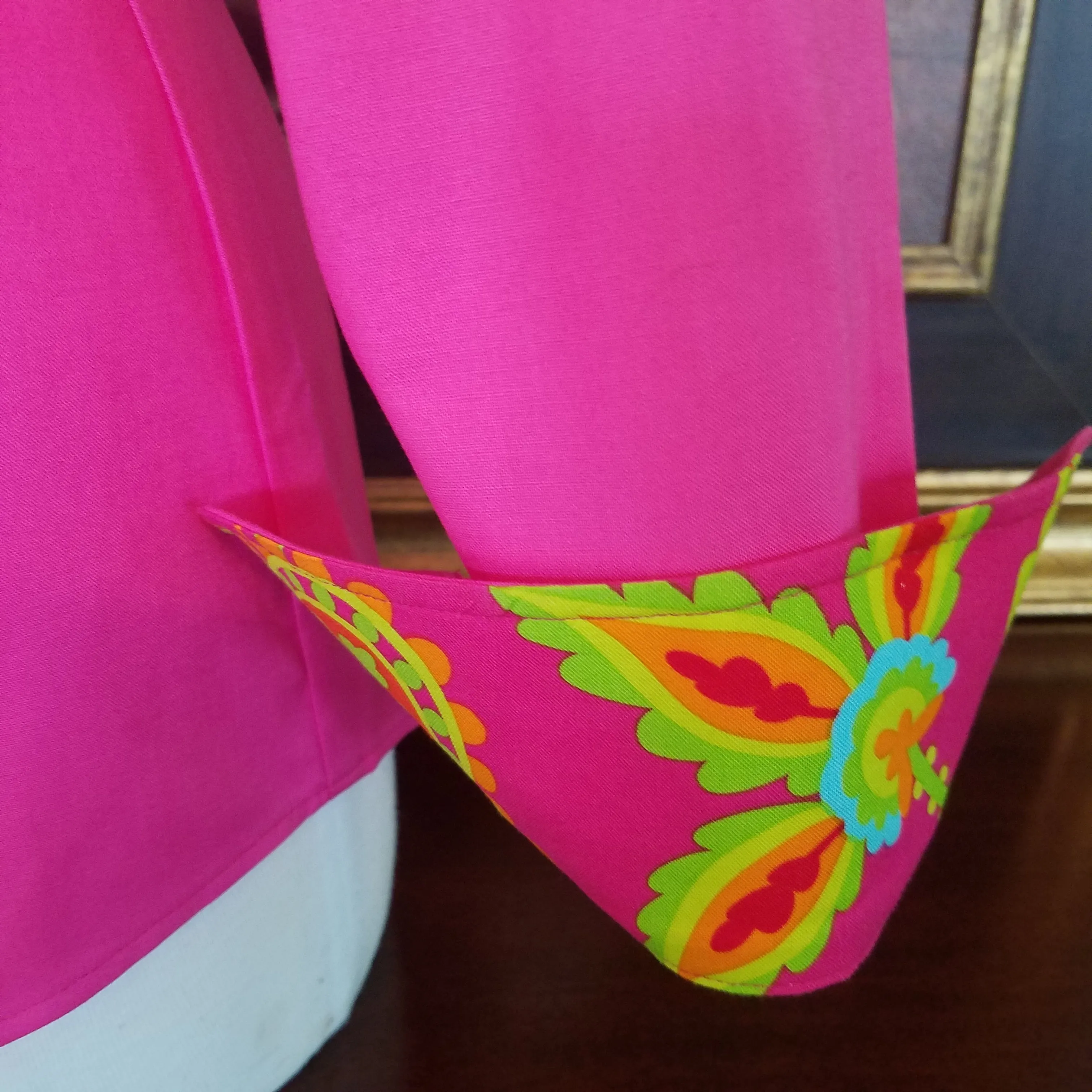 GARDEN PARTY IN FUCHSIA