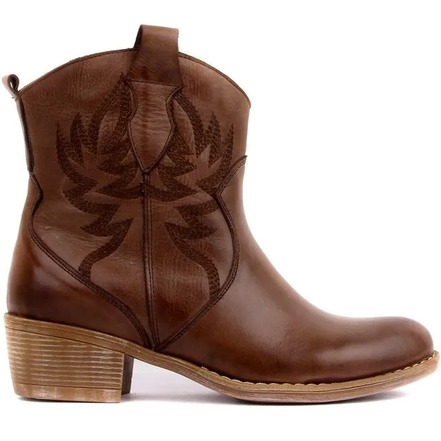 Genuine Leather Embroidered Women Boots Ankle Boots Motorcycle Boots Female Autumn Winter Shoes Woman Punk Motorcycle Boots