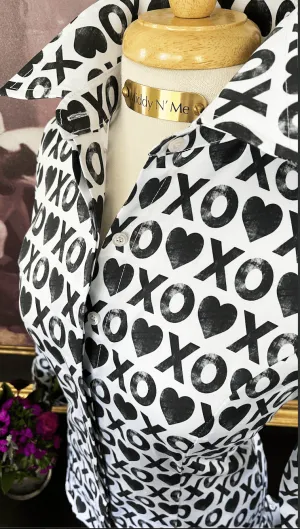 HUGS & KISSES SHIRT