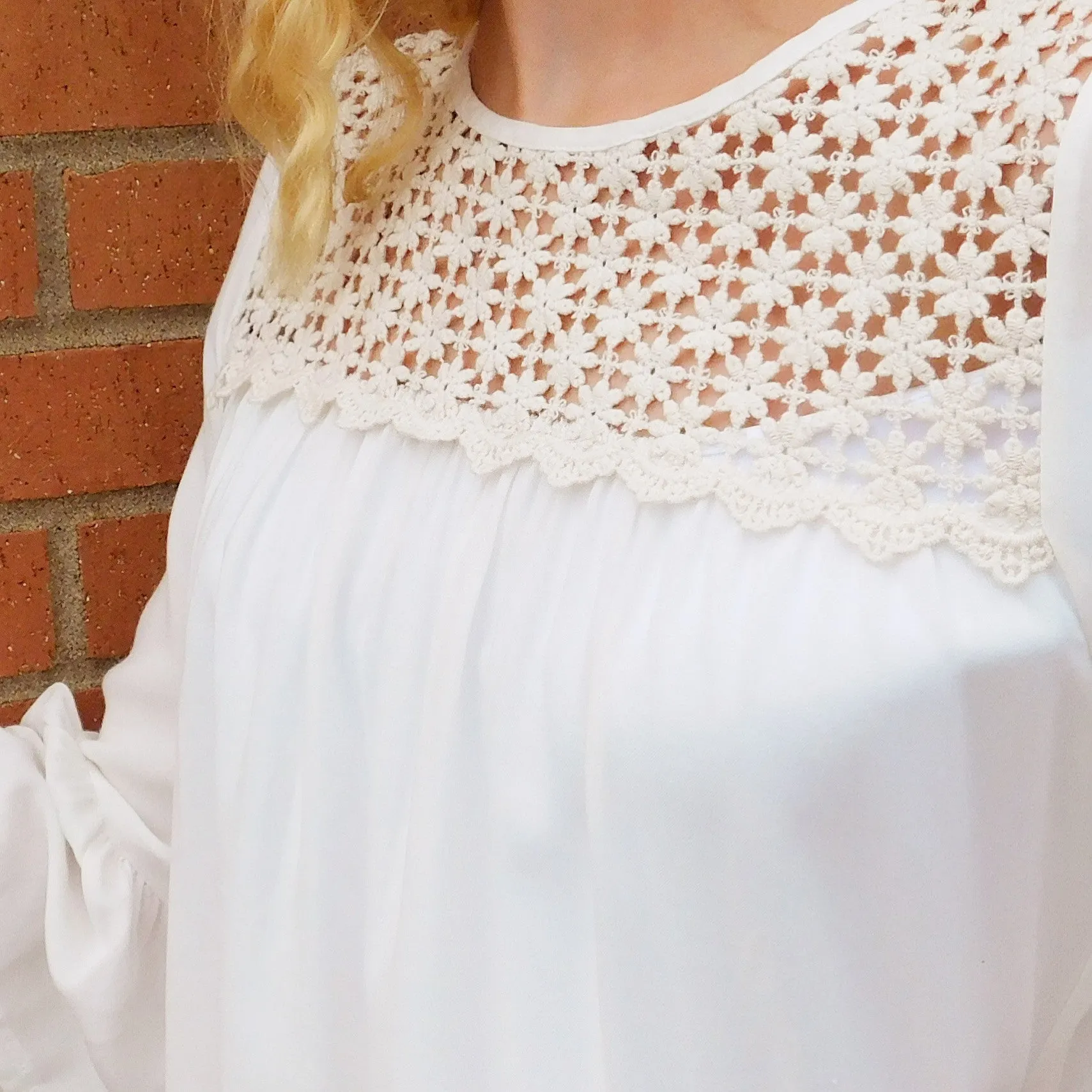 J&M | Lace Trim Tunic Blush