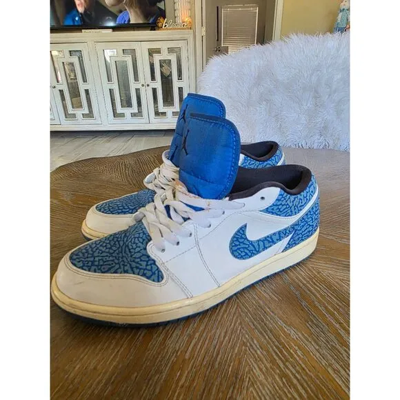 Jordan 1 Retro Low Men’s Size 10 White Sport Blue Leather 553558-104 Sneaker