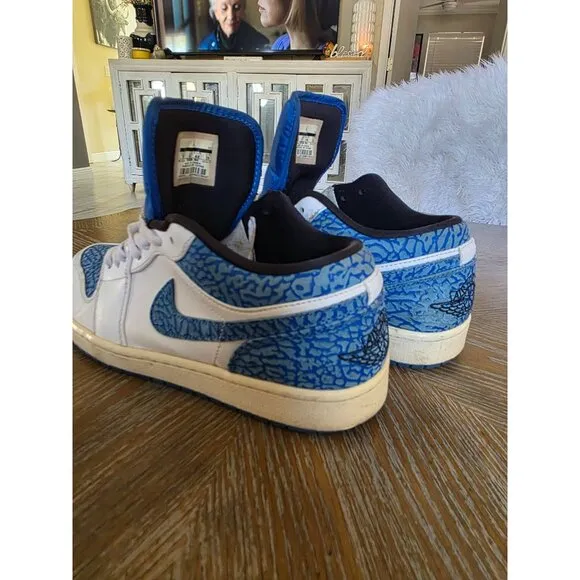 Jordan 1 Retro Low Men’s Size 10 White Sport Blue Leather 553558-104 Sneaker