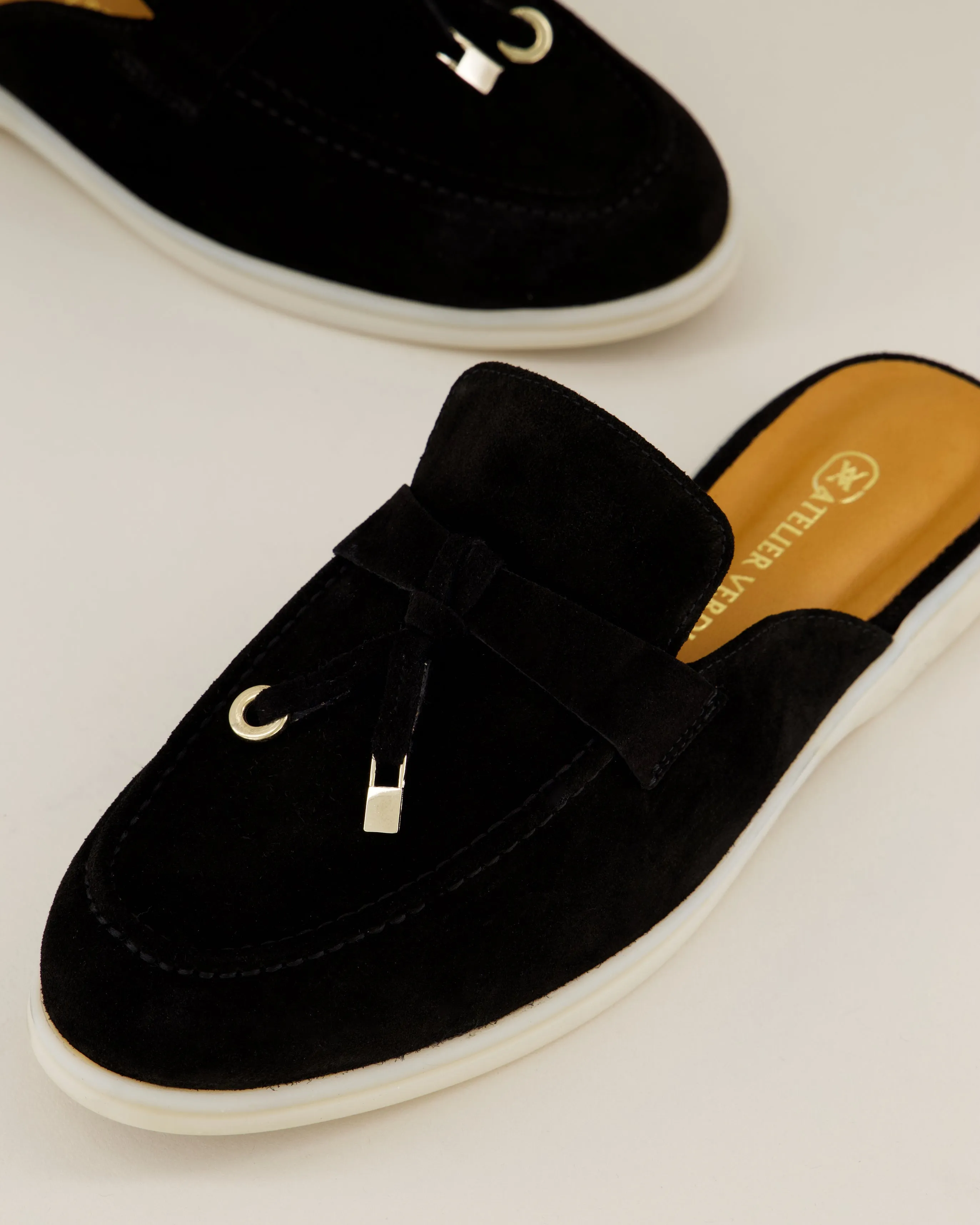Julia Slip-on Loafer  AVWSL01-Black