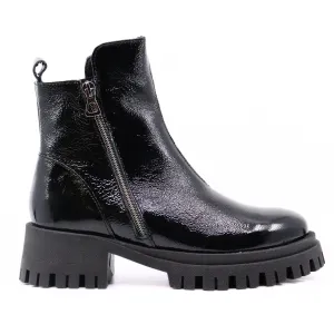 Koi Black Naplack