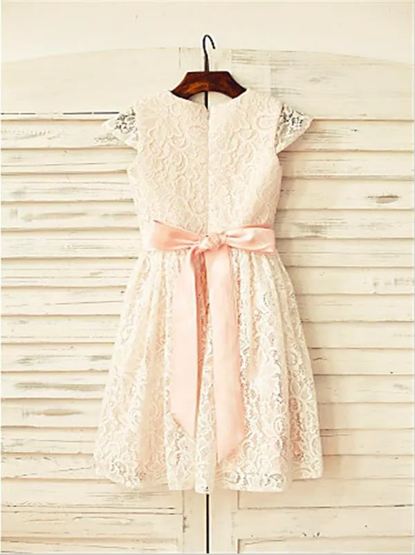 Lace Princess Scoop Short Sleeves Flower Girl Dresses Floor Length With Hand-made Flower