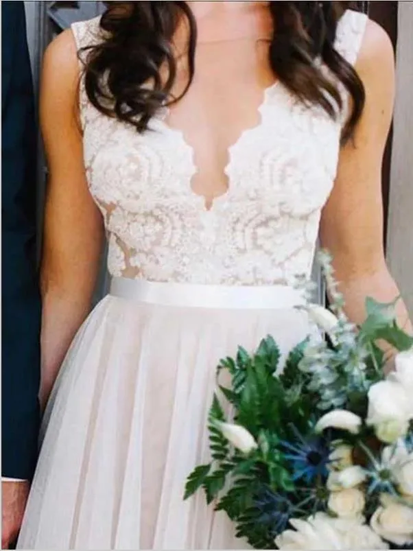 Lace Tulle V-neck Scoop Sleeveless Wedding Dresses Floor Length Dresses