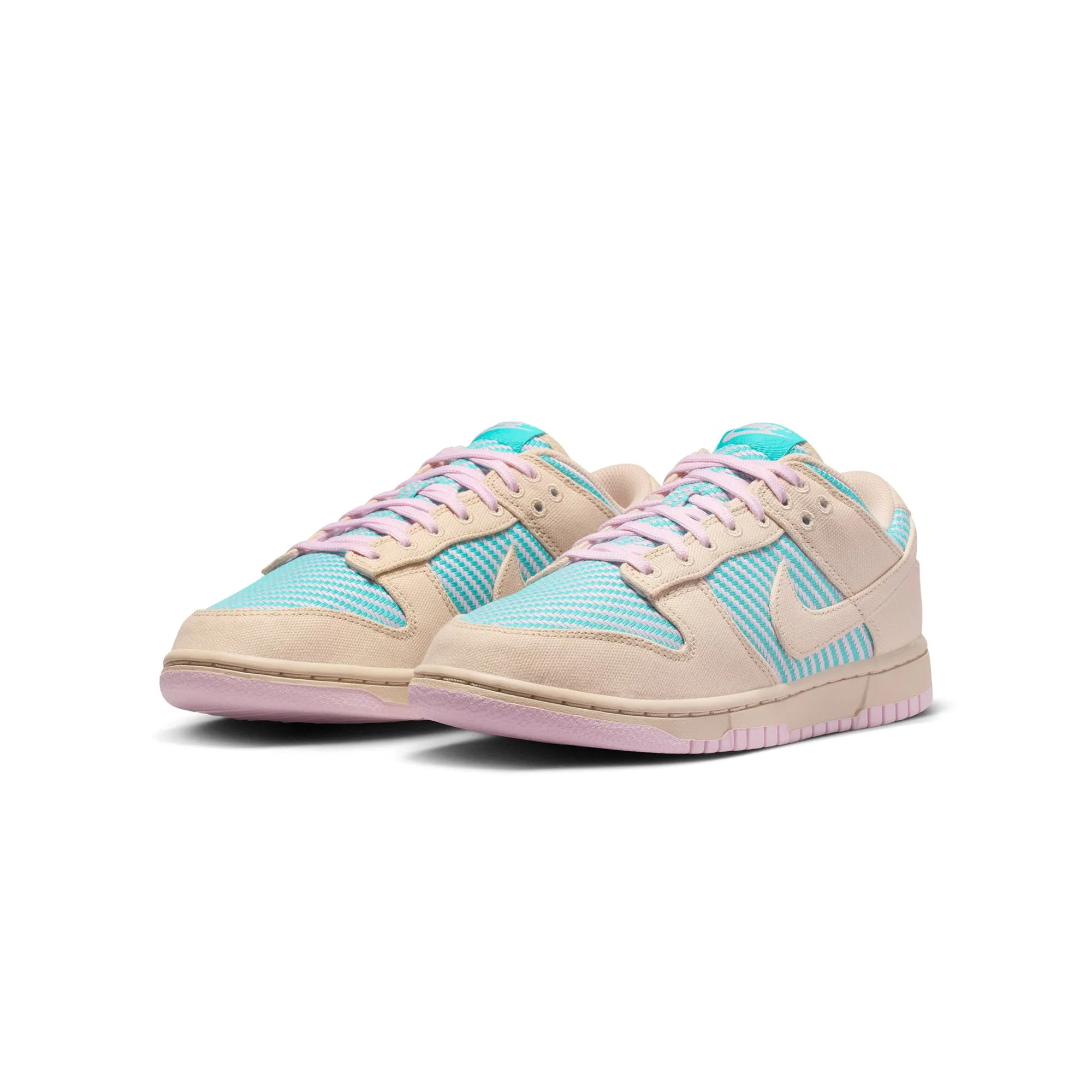 Nike Womens Dunk Low Shoes