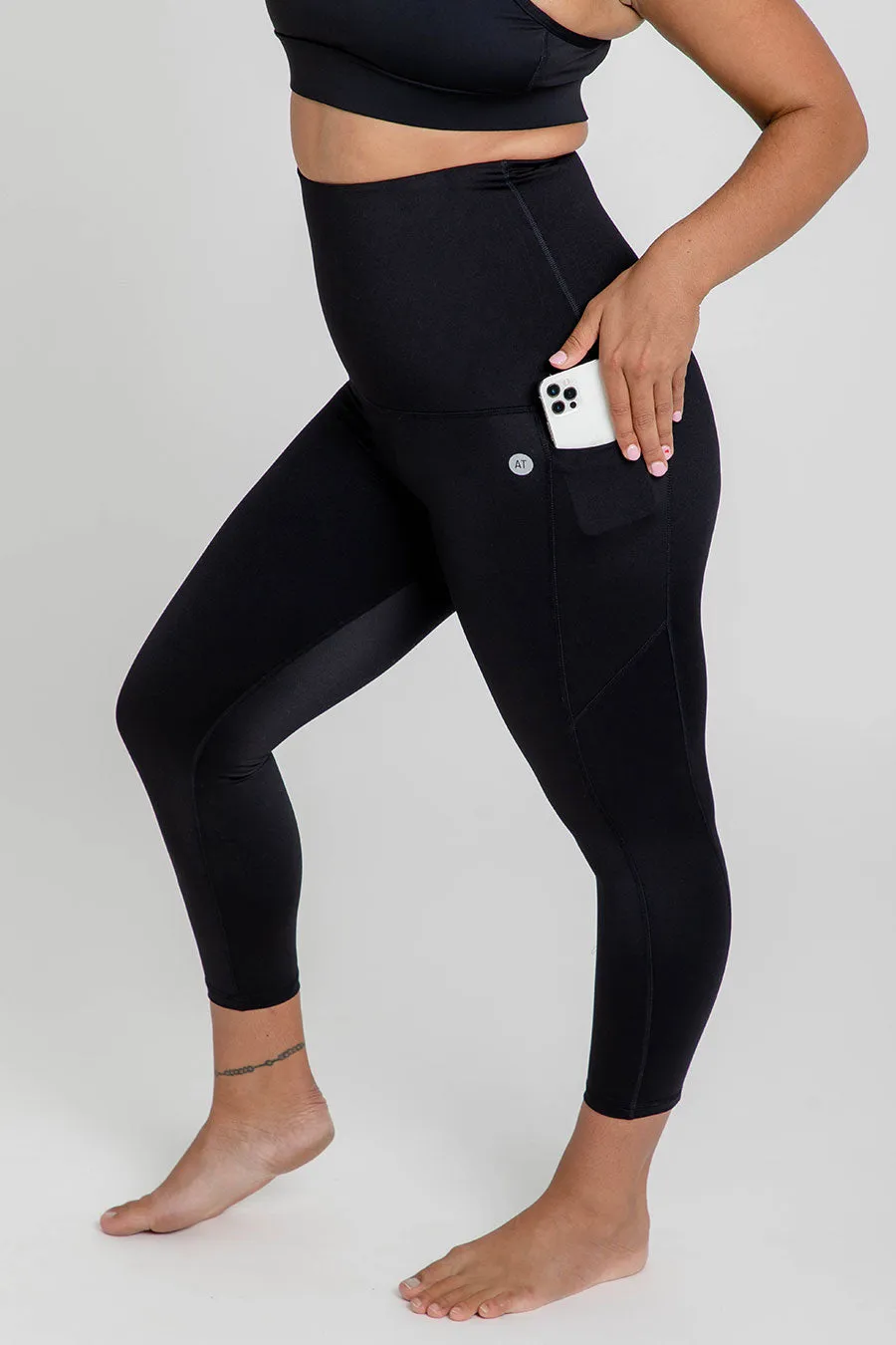 Postpartum Recovery 7/8 Length Legging with Pockets - Black