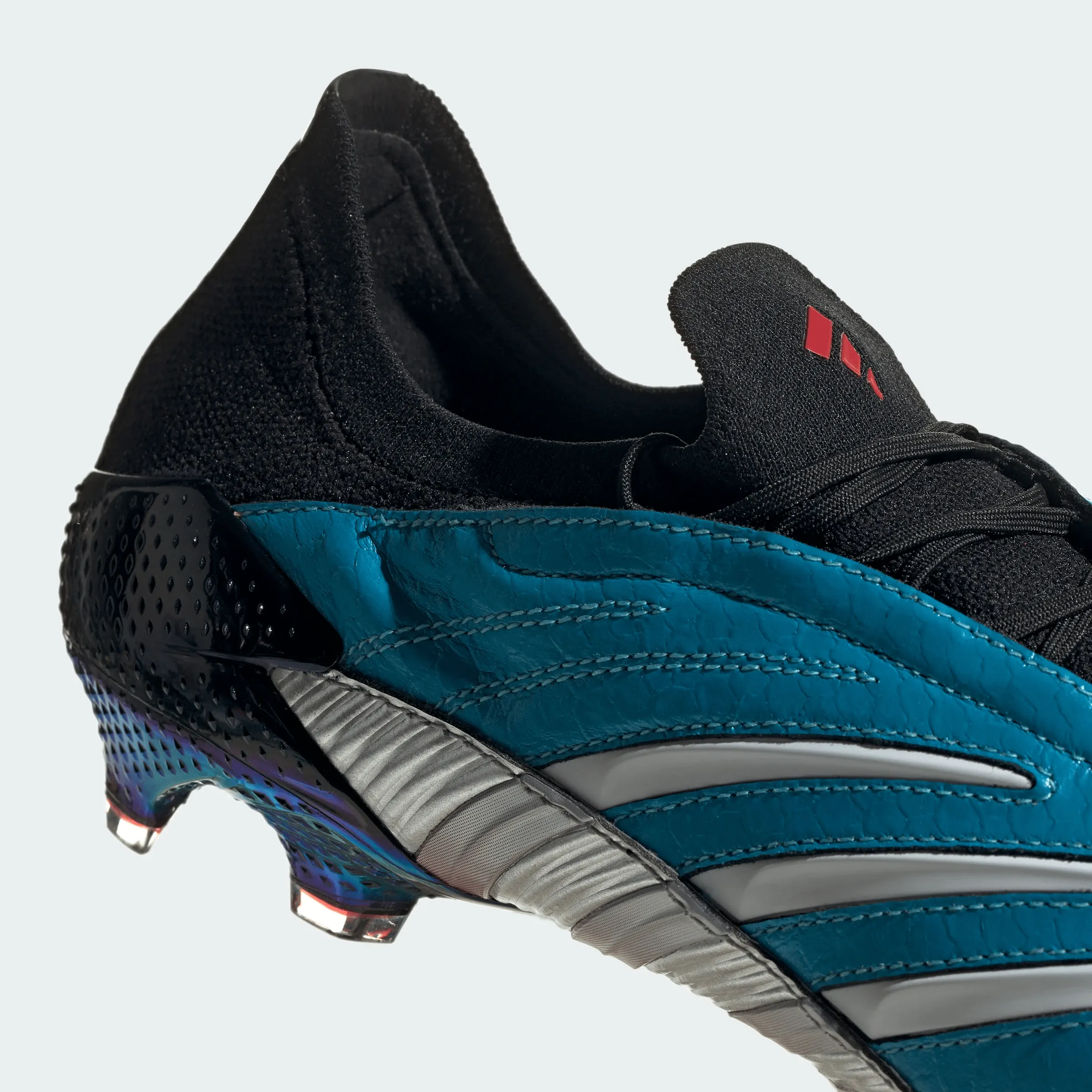 Predator Archive FG (EH2562)