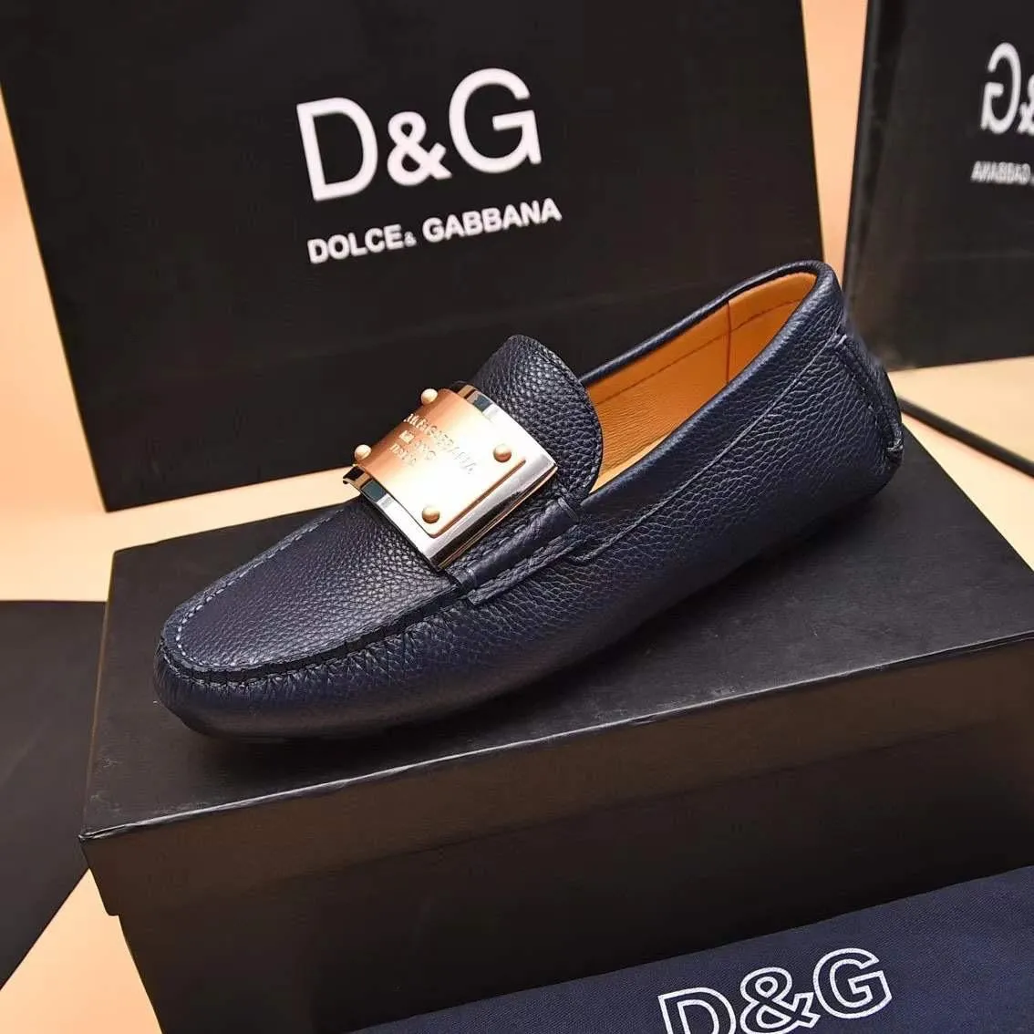 Premium Logo-Plaque  Black Loafers
