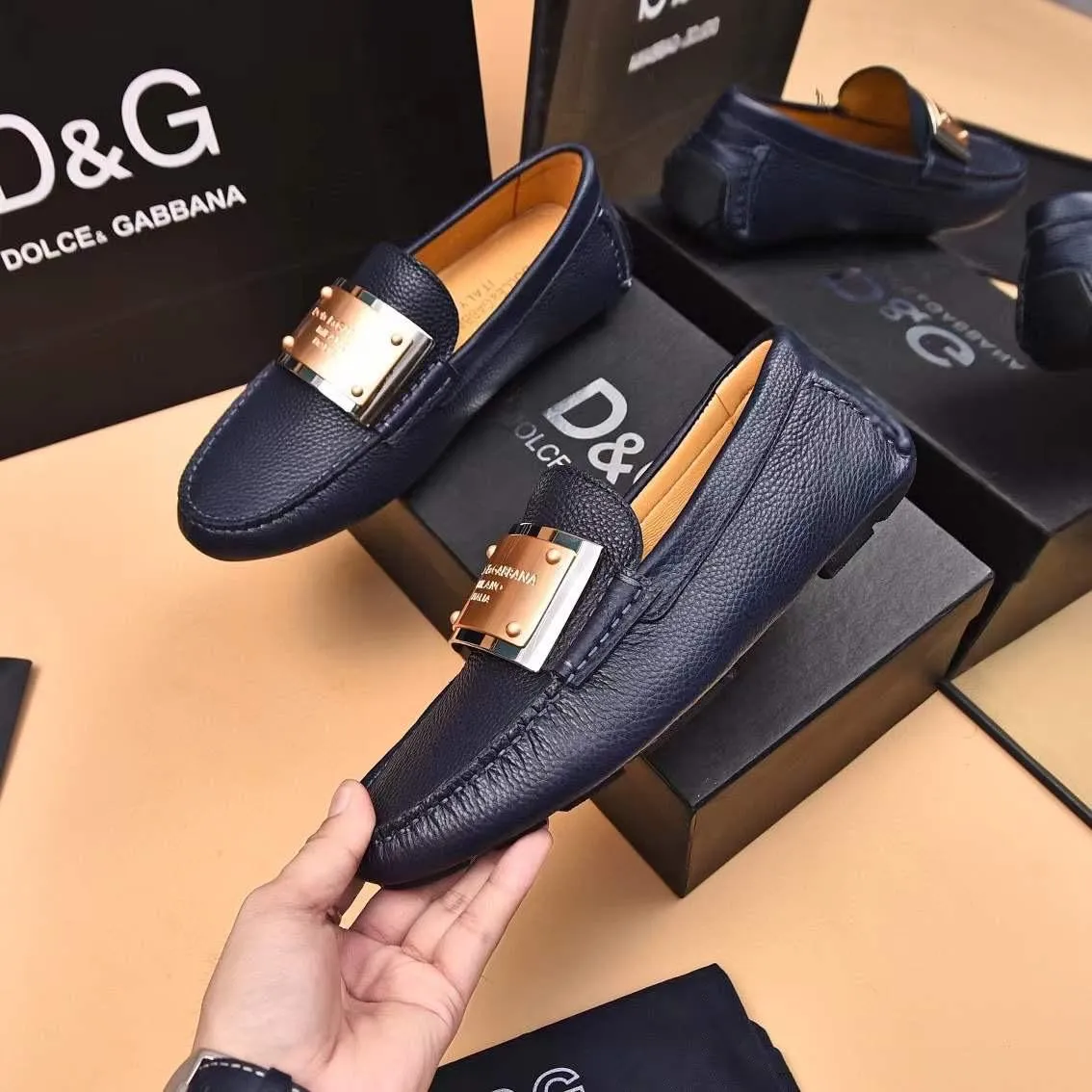 Premium Logo-Plaque  Black Loafers