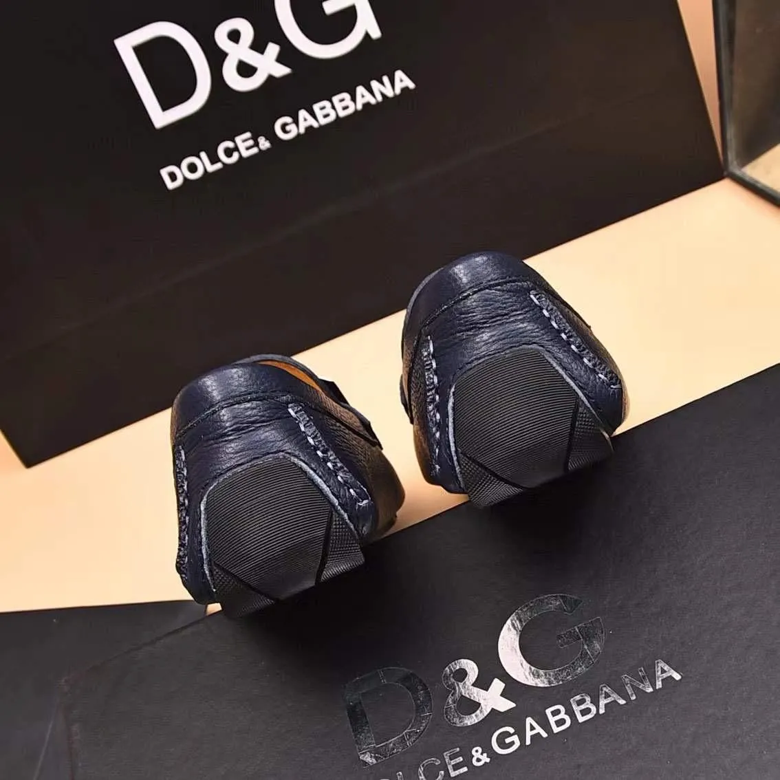 Premium Logo-Plaque  Black Loafers