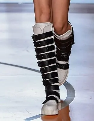 Runway Star Fashion Women Flast Leather Woman Boots Rainbow Color Women Knee-High Boots Long Booties Belt Buckle Embellished