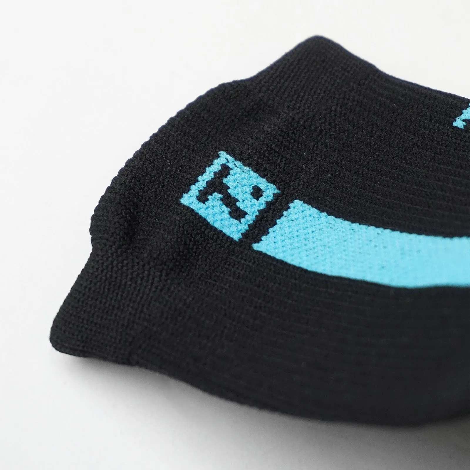 Throwback Cushion Crew Socks - Black/Miami Blue