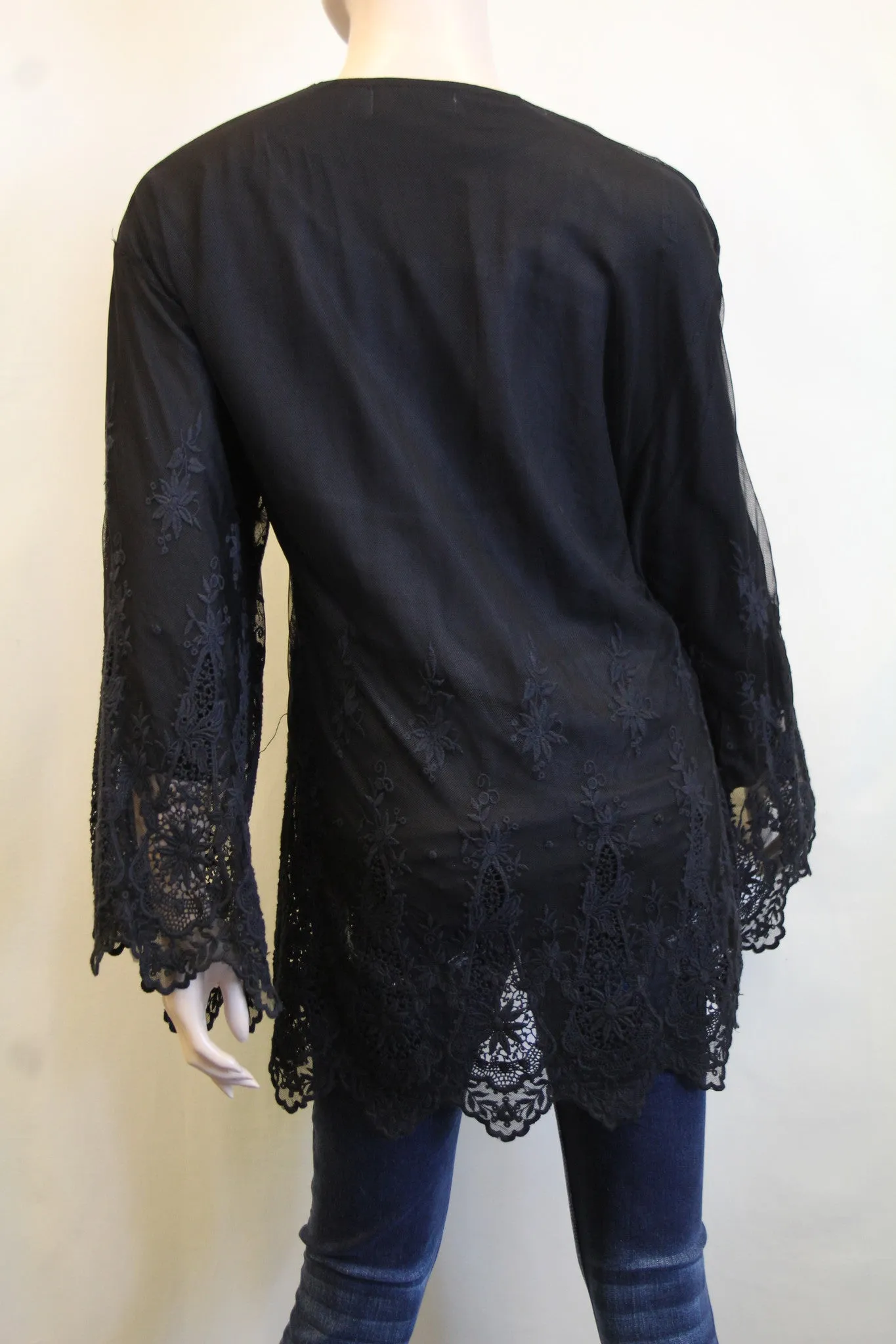 Urban Mango | Lace Jacket/Cardigan Black